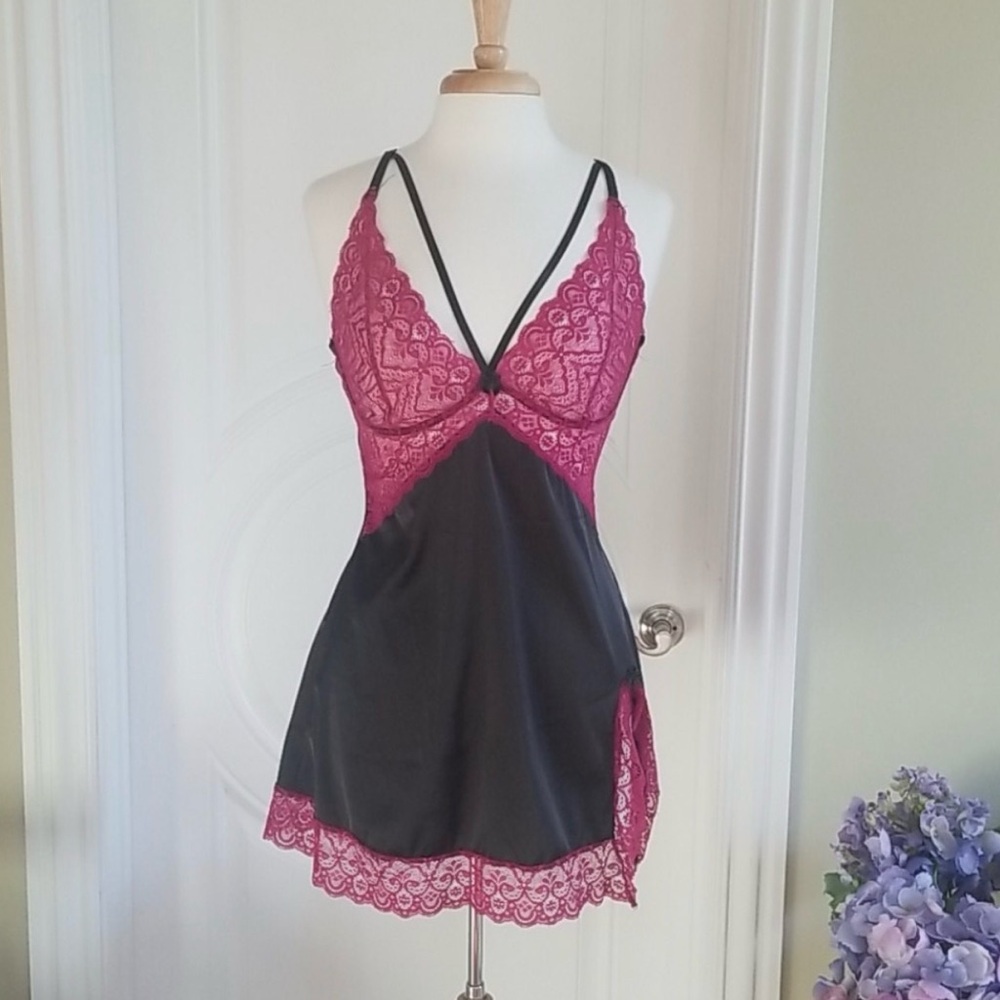 Sexy Little  Black and Pink Chemise